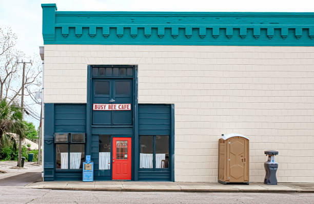 Best Porta potty delivery and setup  in Andover, MN